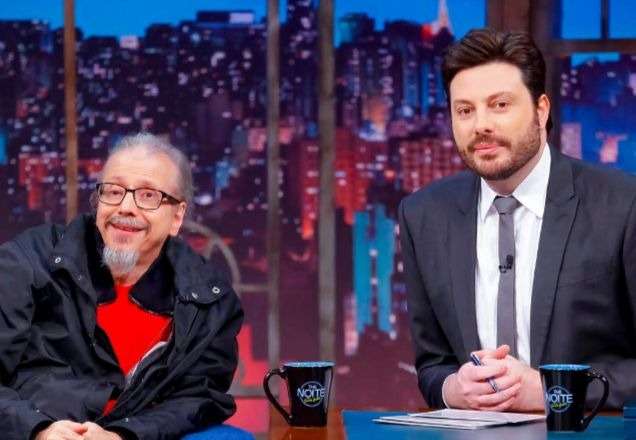 Melhores Momentos: Danilo Gentili conversa com o cantor Rogério Skylab