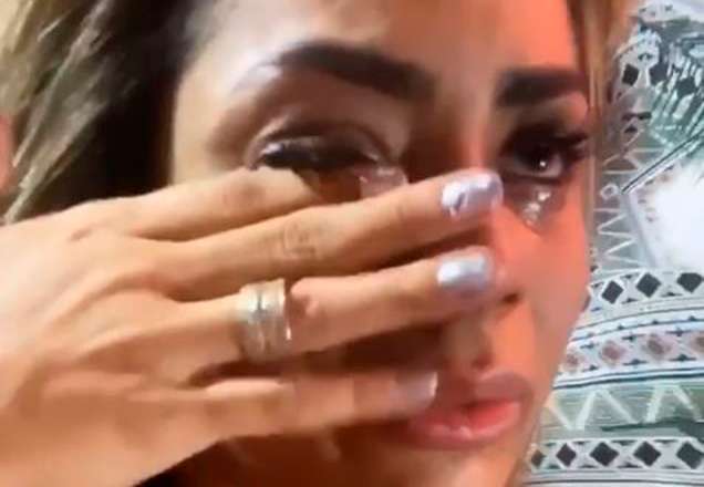 Lexa chora ao lembrar de trauma e comenta: "ainda não superei!"