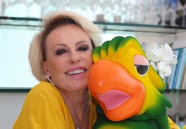 Após ser diagnosticada com câncer, Ana Maria Braga recebe apoio de Mara Maravilha