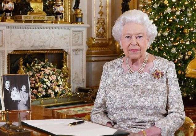 Neto da Rainha Elisabeth anuncia divórcio e choca a Família Real