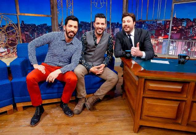 Irmãos à Obra são os entrevistados desta segunda-feira no The Noite