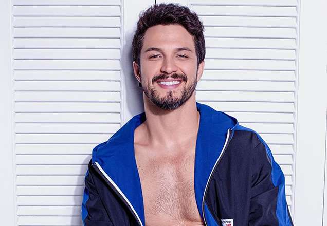 Rômulo Estrela radicaliza, muda visual e divide opiniões