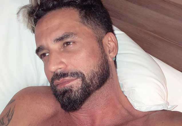 Com visual platinado, Latino recebe chuva de críticas na web