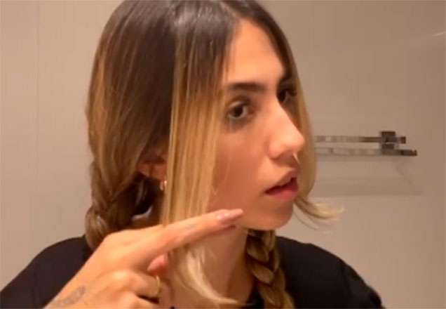Gabi Brandt corta a franja em casa, mas resultado é desastroso