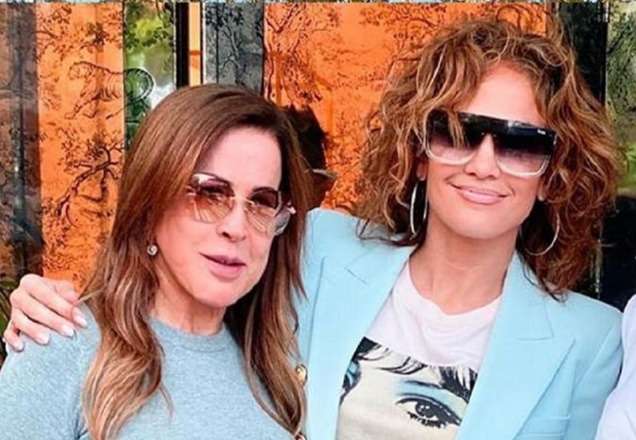Zilu Camargo encontra Jennifer Lopez em evento luxuoso