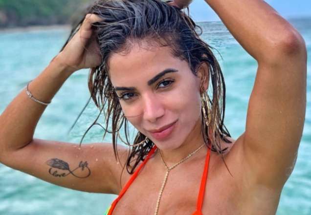Veja convite da festa de Anitta que ainda nem aconteceu e já causou polêmica
