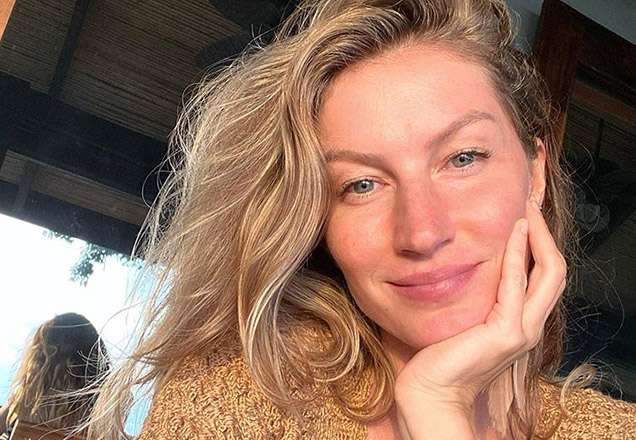 Gisele Bündchen solta a voz cantando hit de Bruno Mars com os filhos e encanta