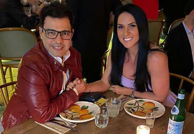 Graciele Lacerda surge ao lado de Zezé Di Camargo na academia
