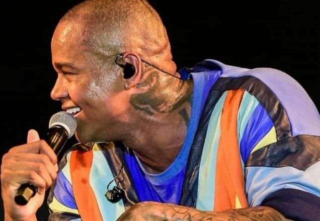 Léo Santana se desculpa e diz: "Jamais me promoveria com a miséria alheia"