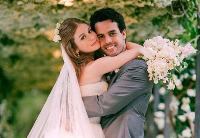 Marina Ruy Barbosa fala sobre sua intimidade com o marido