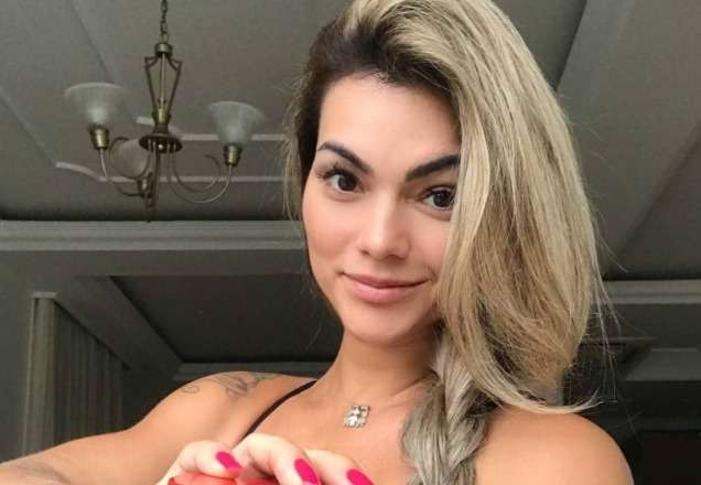 Kelly Key mostra pernas com celulite e dispara "porque sim"; veja