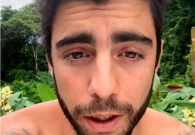 Pedro Scooby rebate críticas de Luana Piovani e revela: "Ela quer me ver destruído"