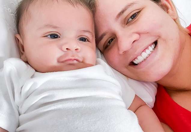 Filho de Marília Mendonça surge vestido de coelhinho