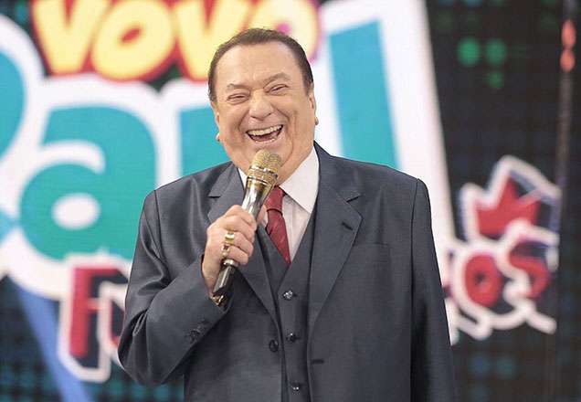 Raul Gil sofre acidente doméstico e se recupera