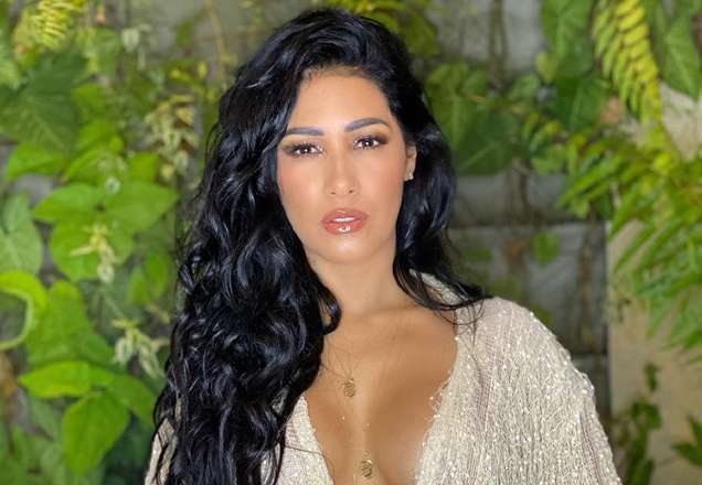 Simaria corta cabelo estilo chanel e Simone fica chocada