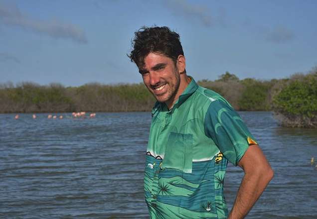Marcelo Adnet vai processar quem disse que ele gostou de ser estuprado quando era criança