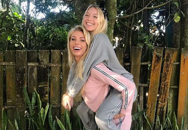 Filha faz homenagem à Carol Bittencourt um ano após morte de modelo