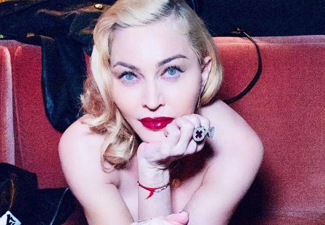 Madonna afirma ter testado positivo para anticorpos do coronavírus