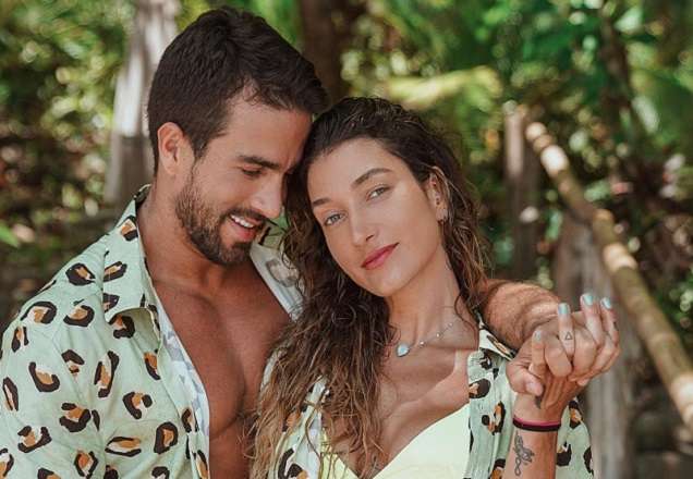 Após festa polêmica na quarentena, marido de Pugliesi retorna às redes sociais