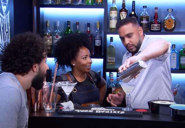 Juliana tenta se tornar a melhor bartender do Brasil