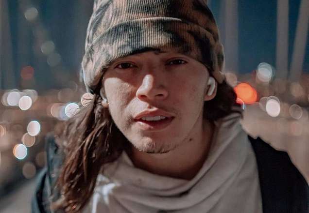 Influenciadora ganha cantada de Whindersson Nunes após post picante
