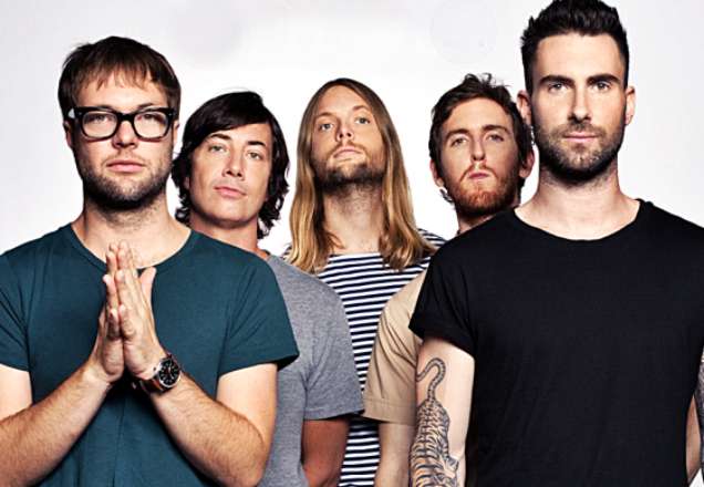 Integrante do Maroon 5 é preso por violência doméstica