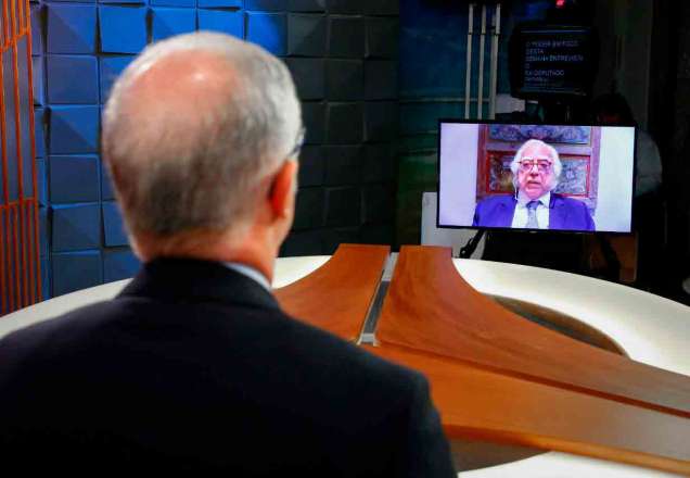 Poder em Foco recebe o ex-deputado constituinte Miro Teixeira