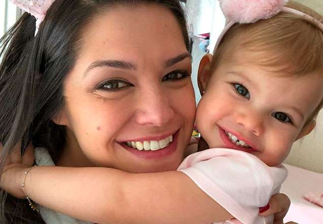 Thais Fersoza comemora 4 anos de Melinda com festa de Aladdin