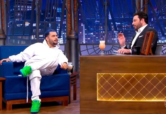 Pedro Sampaio aprova "Banheira do The Noite" e festeja convite