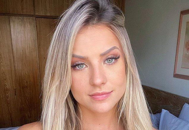 Com Covid-19, Gabi Martins volta para casa após isolamento em hotel