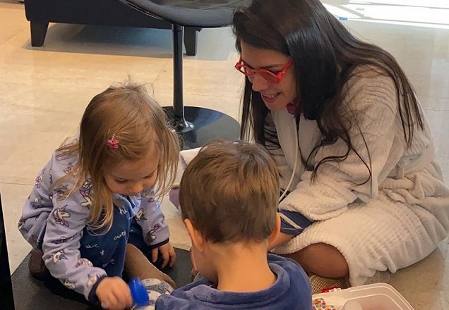 Thais Fersoza mostra hortinha que fez com os filhos e desabafa