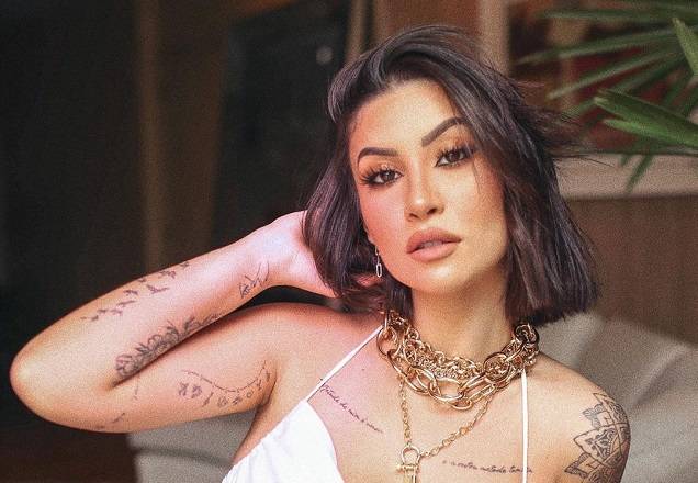 Bianca Andrade choca com antes e depois de procedimento no nariz