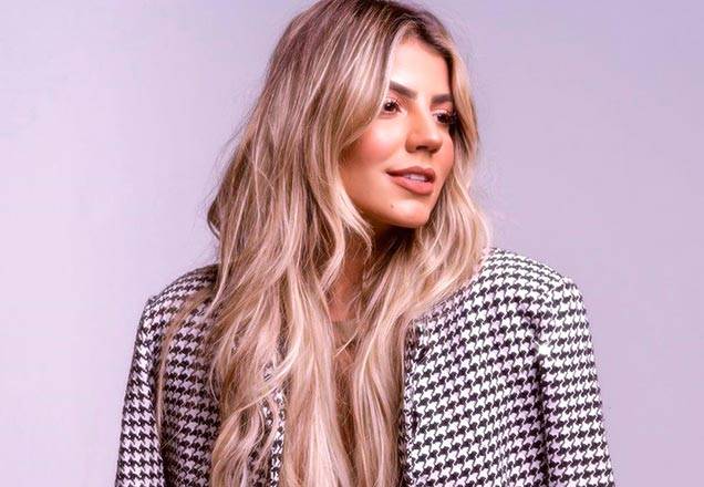 Hariany Almeida abandona fios loiros e resultado divide opiniões