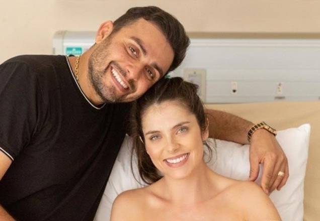 Nasce José, primeiro filho da união entre Mano Walter e Débora Silva