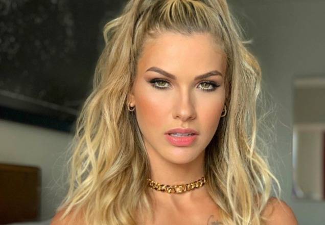 Após curtir feriado, Andressa Suita leva bronca de personal trainer; veja