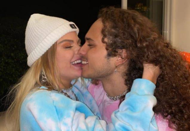 Apaixonados! Luísa Sonza e Vitão assumem romance nas redes sociais
