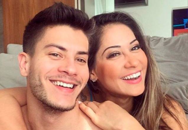 Arthur Aguiar pretende reconquistar Mayra Cardi, diz colunista
