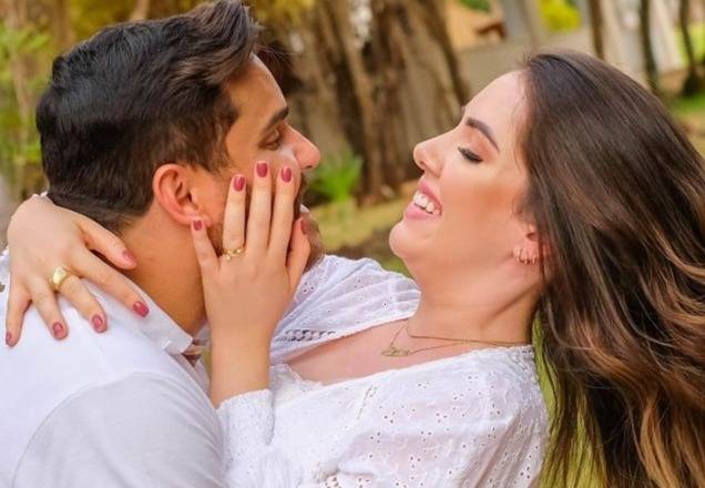 Após luta contra a Covid-19, sertanejo Cauan pede namorada em casamento; veja