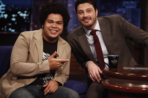 Danilo Gentili entrevista ator que vive Tim Maia no cinema