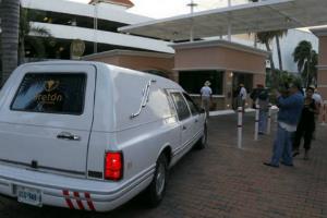 Corpo de Roberto Bolaños chega à Cidade do México