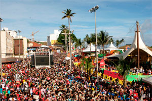Transmissão ao vivo do SBT Folia começa nesta quinta-feira na internet
