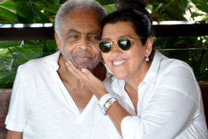 Gilberto Gil e Flora recebem famosos durante almoço na Bahia