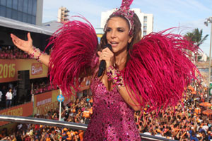 Ivete Sangalo é eleita a Musa SBT Folia 2015