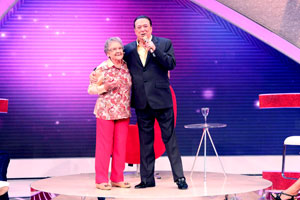 Raul Gil recebe Palmirinha, MC Gui e Antônia Fontenelle