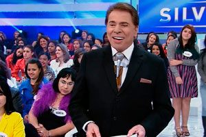 7 provas de que a nova diversão de Silvio Santos é dar choques
