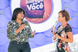 Eliana realiza reencontro de mãe e filha que não se viam há 40 anos