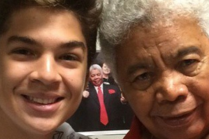 Ator que faz o Paulo em Carrossel tieta Roque no SBT
