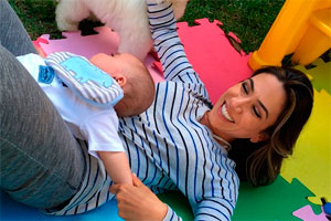 Dias das mães: confira galeria das mamães da emissora com seus filhos