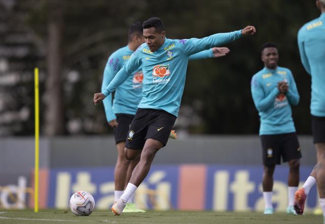 Alex Sandro aponta diferencial da seleção: Todos se sentem titulares