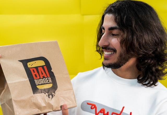 Baiano abre hamburgueria